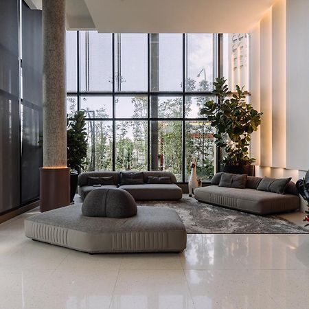 Impiana By Roxy Hotel Кучинг Экстерьер фото