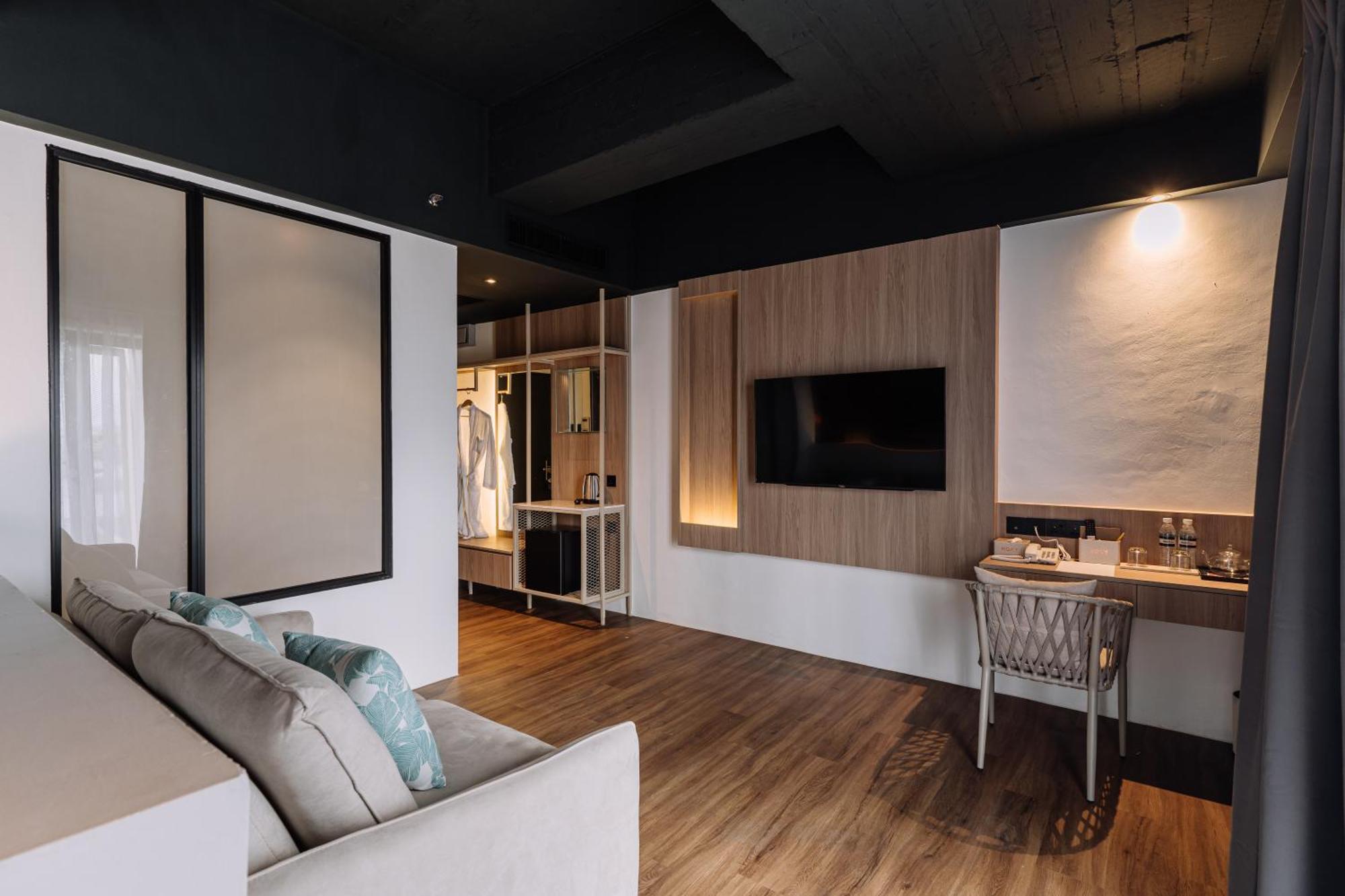 Impiana By Roxy Hotel Кучинг Экстерьер фото