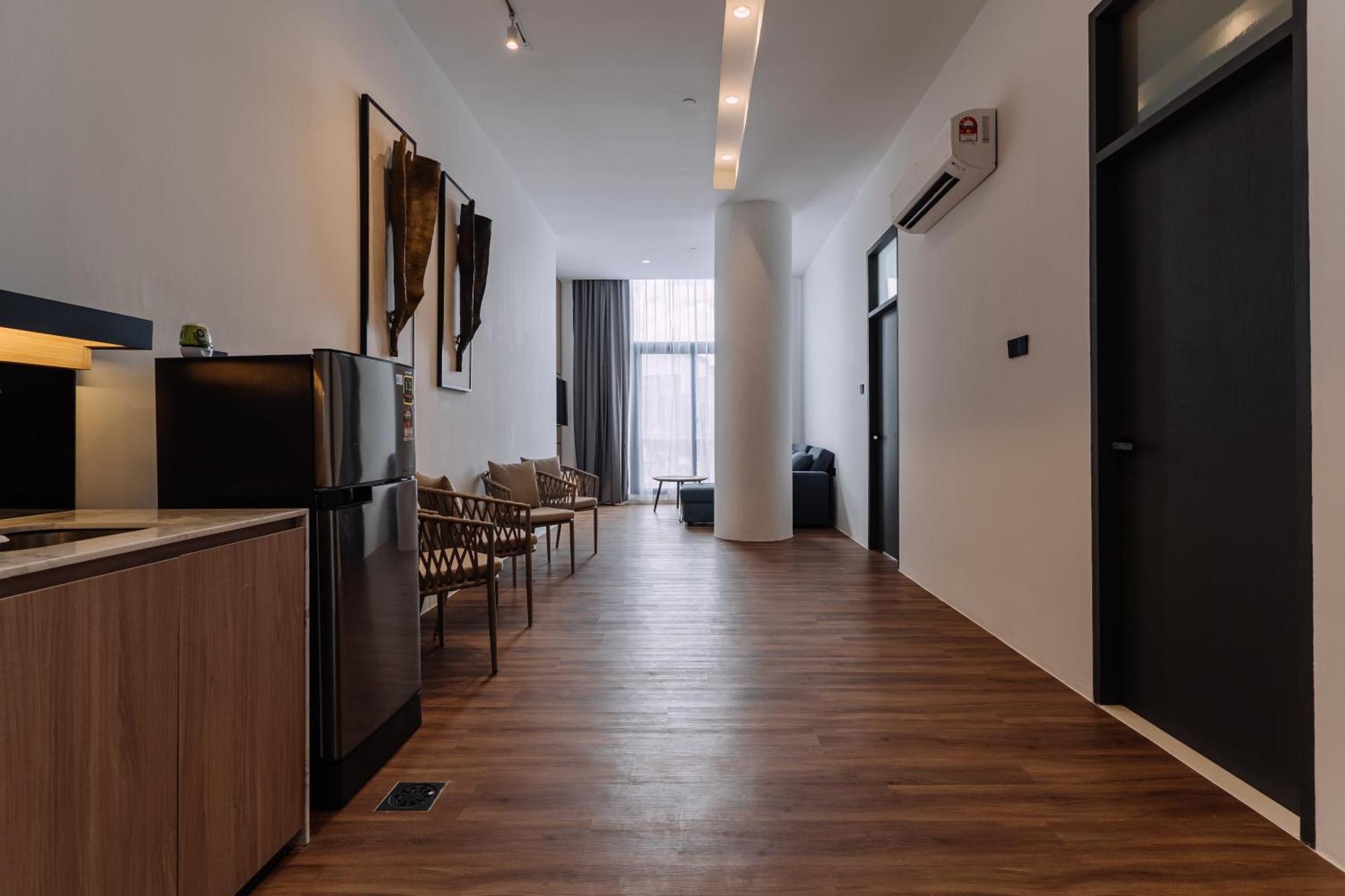 Impiana By Roxy Hotel Кучинг Экстерьер фото